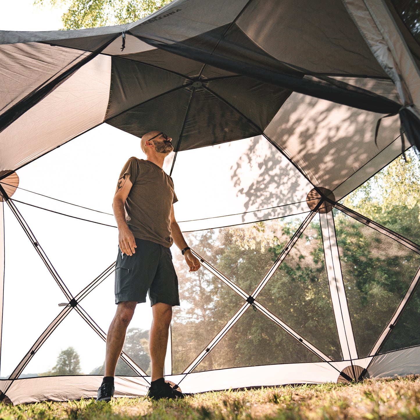 6-SIDED SCREEN TENT